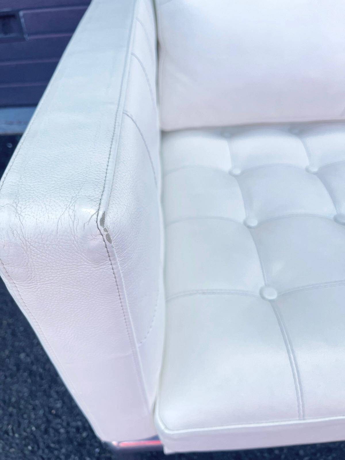 White leather flower sofa Philippe Starck x Cassina