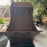 Indoor water fountain of the eighteenth century