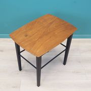 Table basse en noyer, design danois, années 1970, production : Danemark