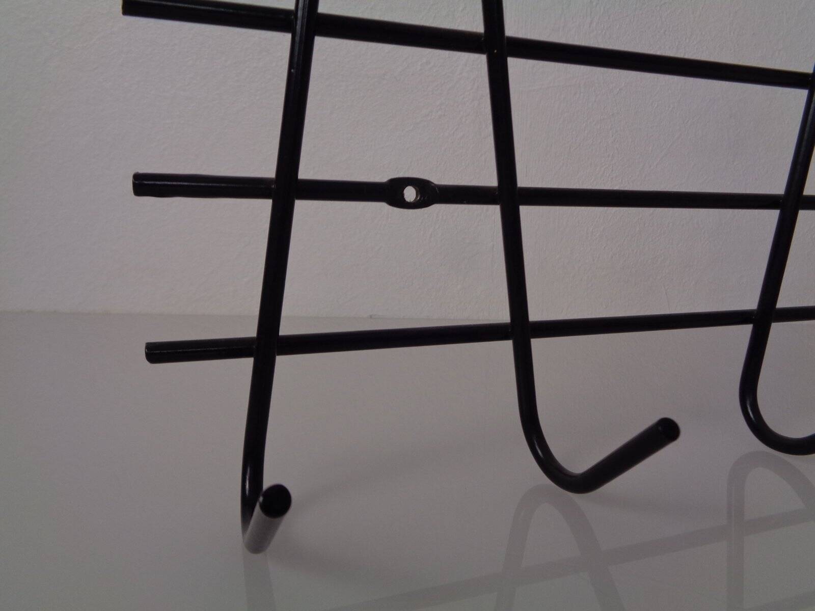 Minimalist String Wardrobe, 1960s