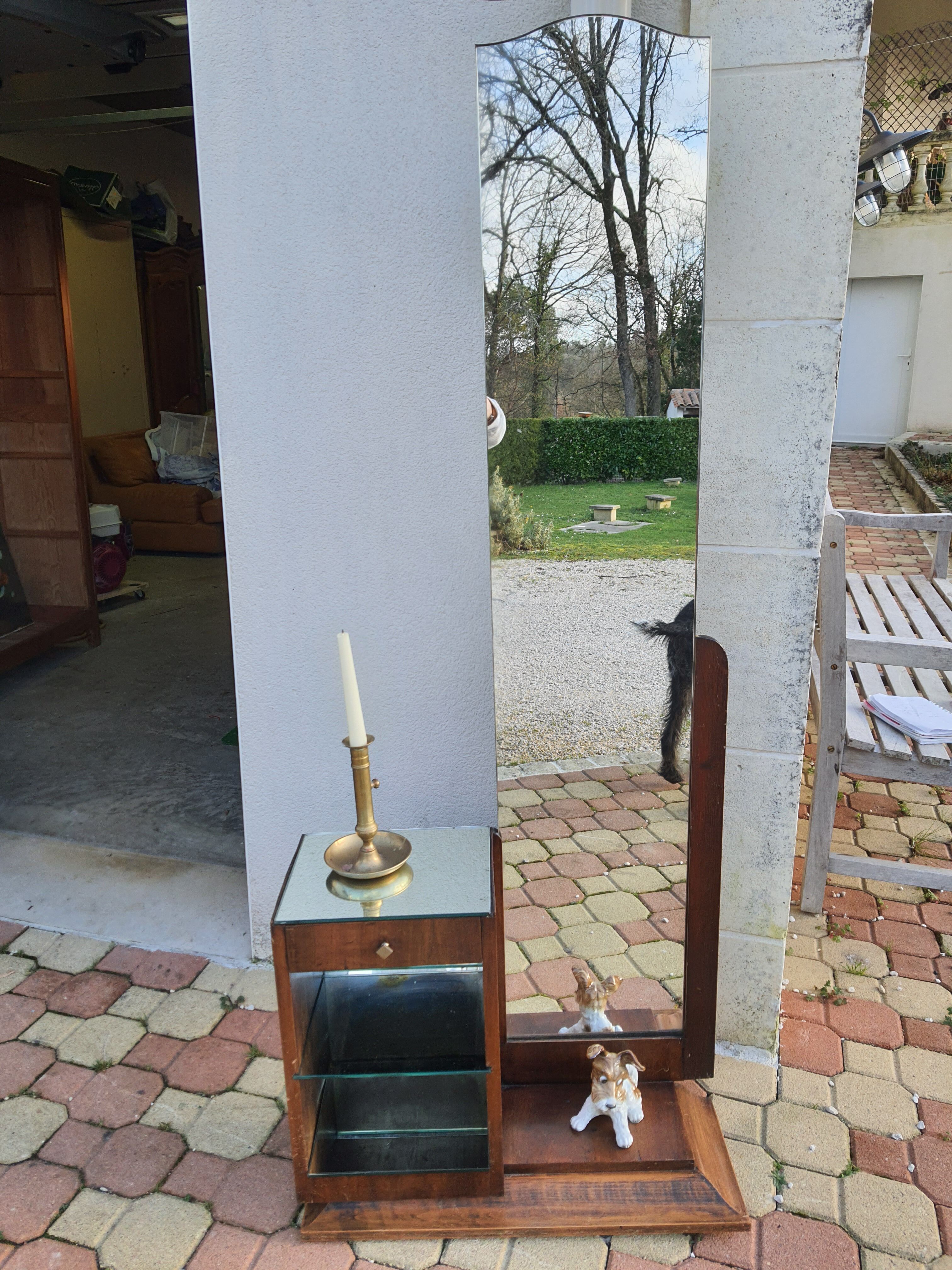 Vintage psyche hairdresser