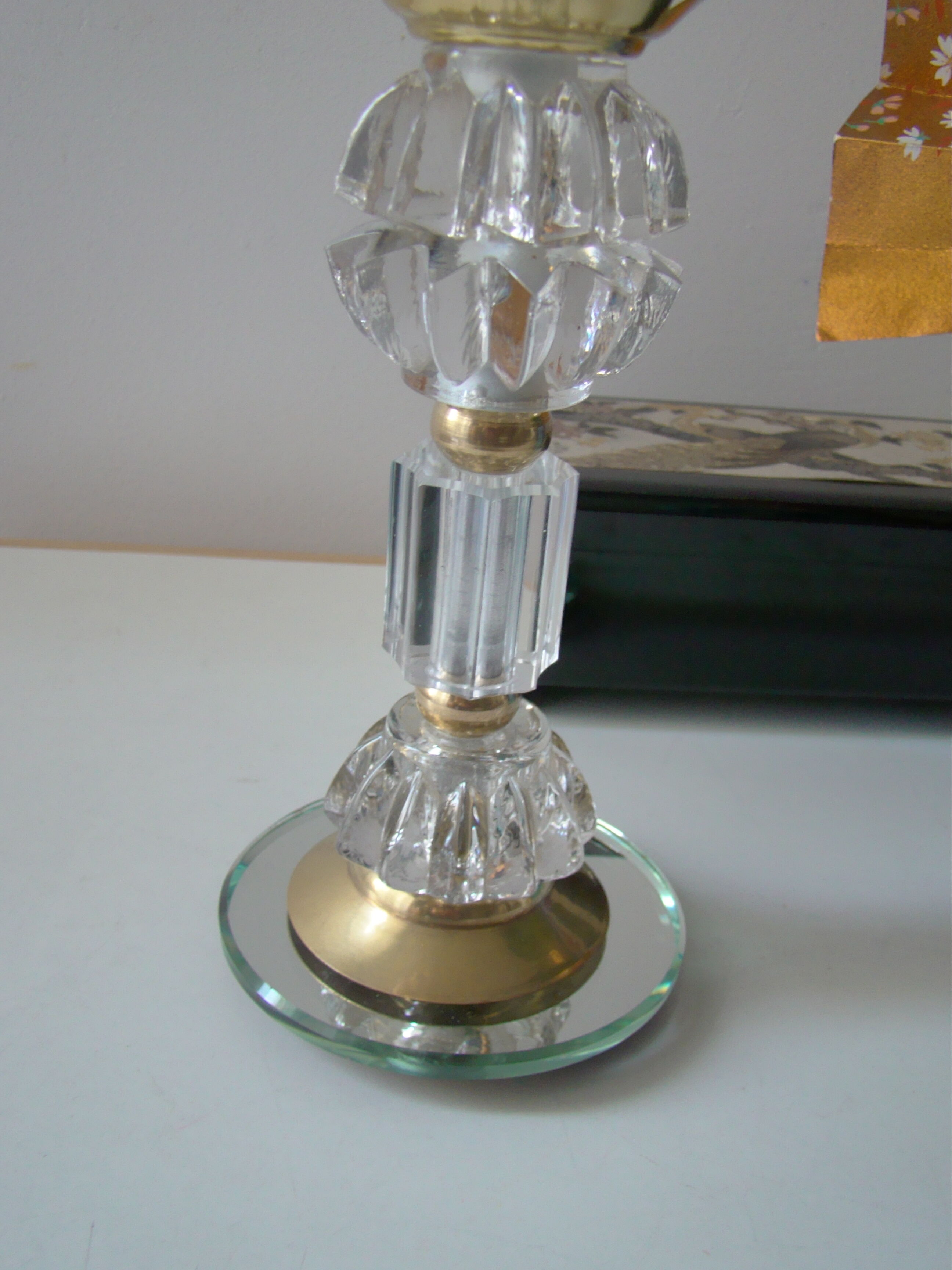 Art Deco lamp pink foot in cut crystal