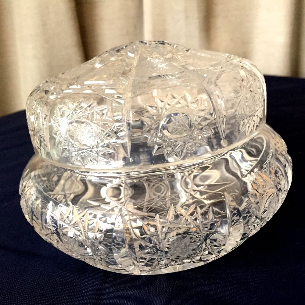 Jewelry box made of bohemian glass size