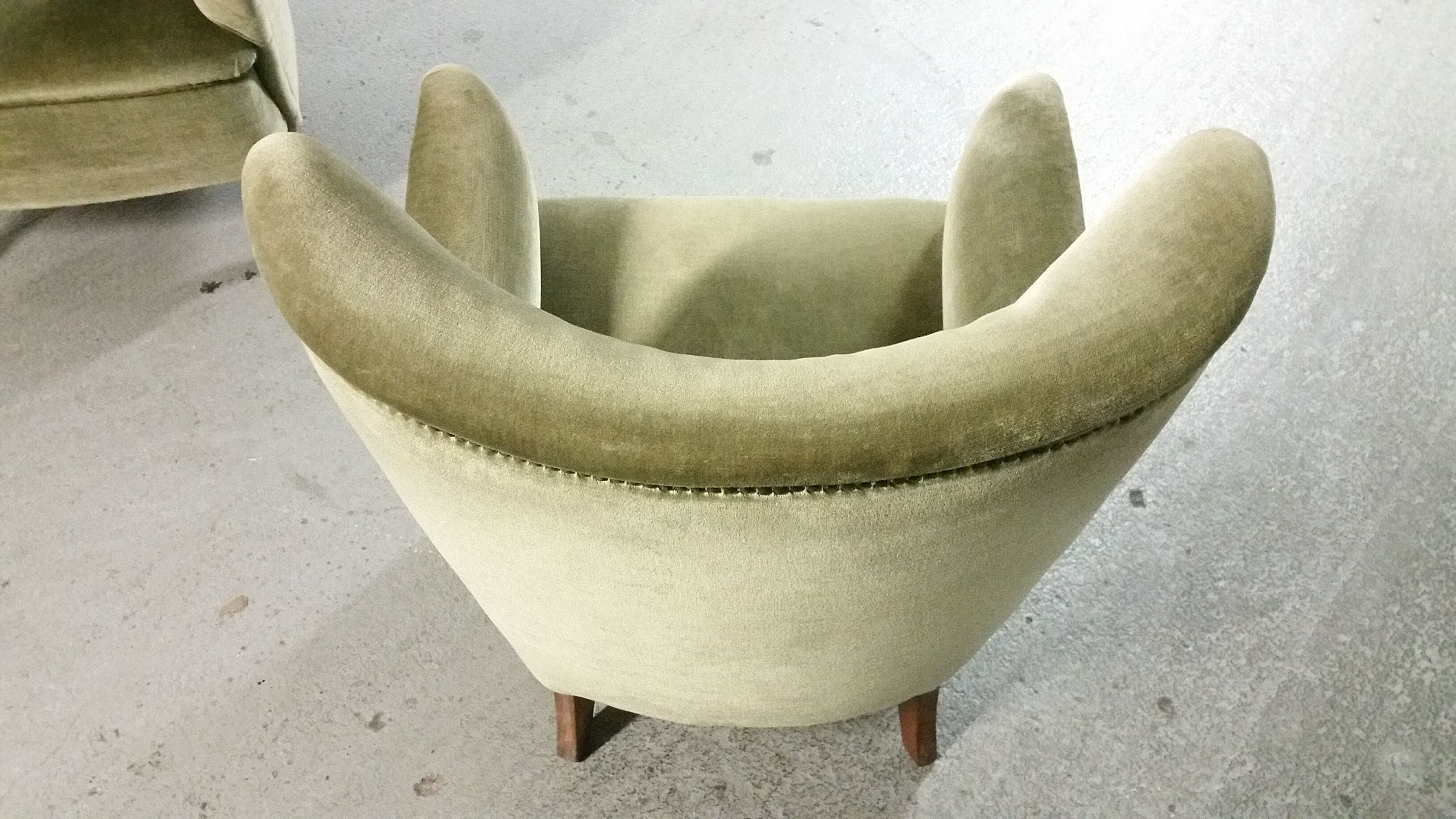 1/3 chairs Danish year 50 to ears