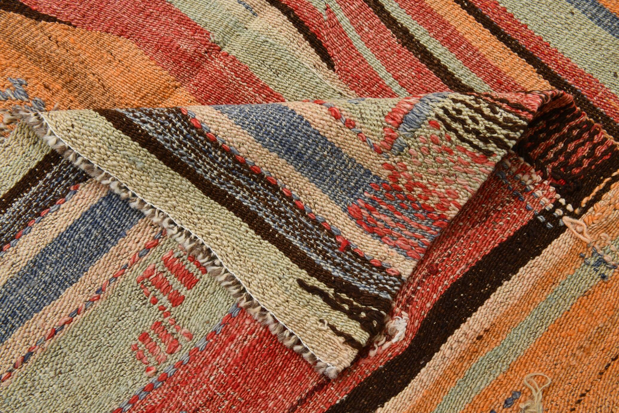 Tapis Kilim rayé rose et orange