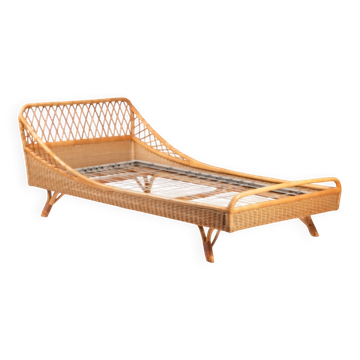 Day bed rattan bench