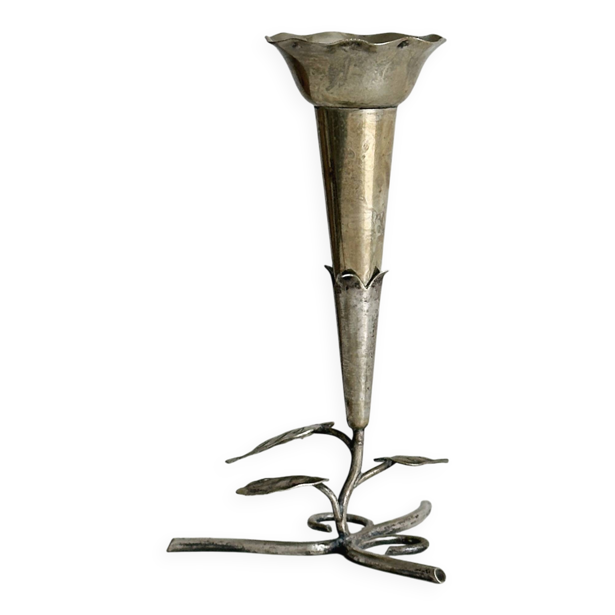 Small vintage metal soliflore vase, very lightweight.