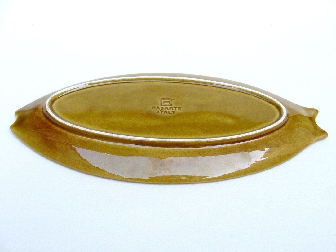 6 vintage fish-shaped plates