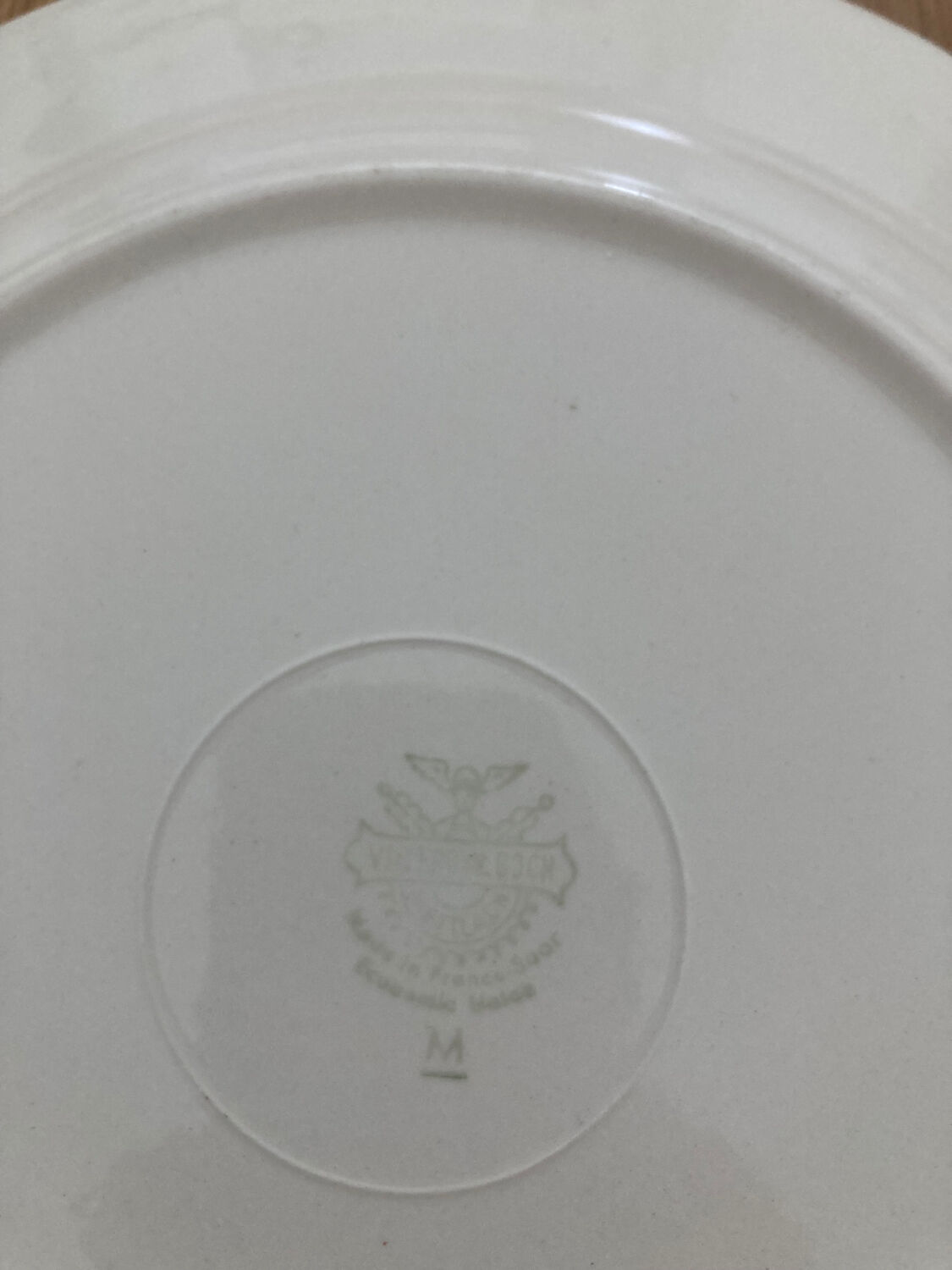 Villeroy and Boch round hollow dish "small golden flowers" 1950s