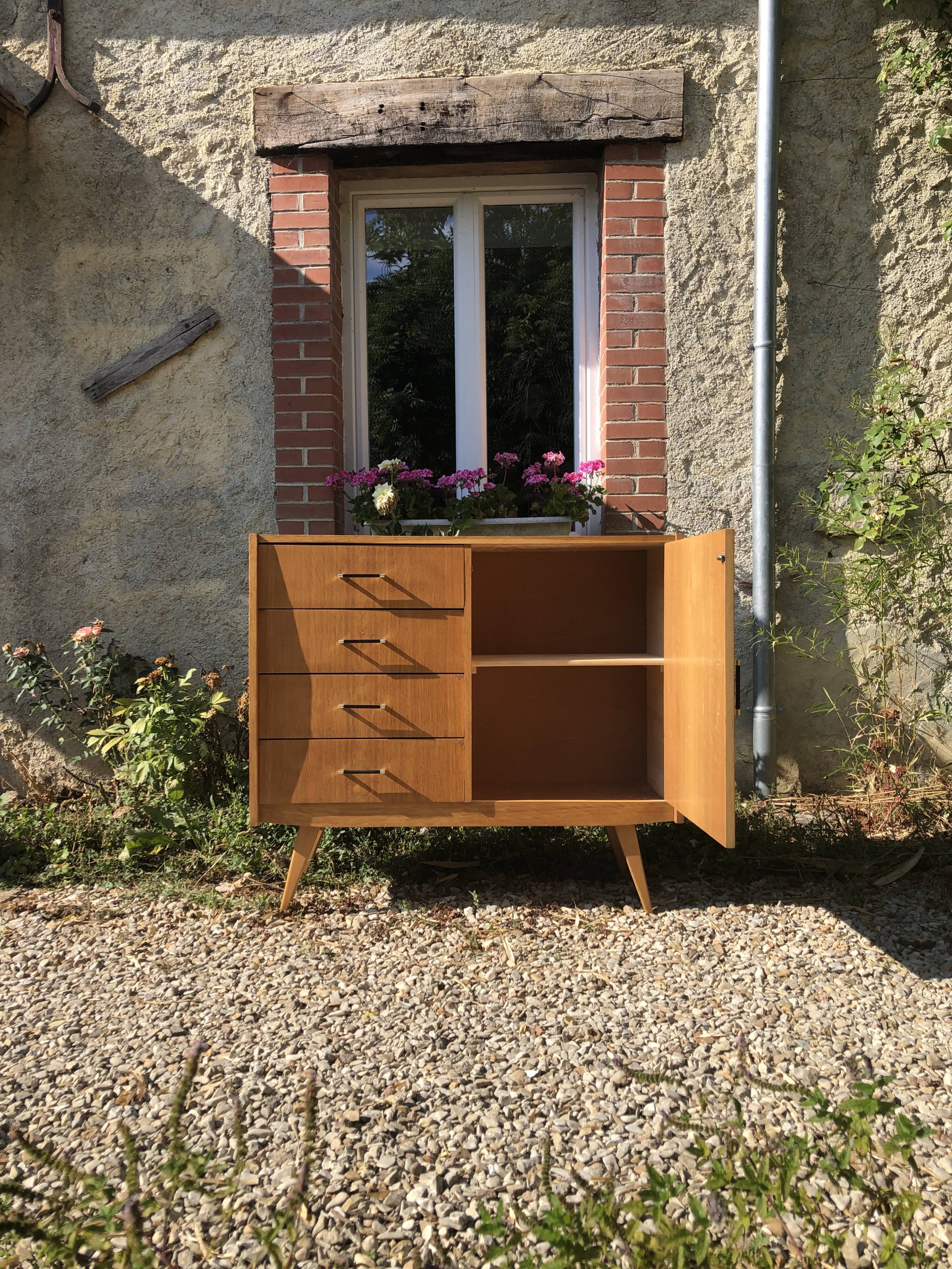 Commode