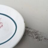 Set of two small serving dishes
