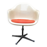 Office armchair by Charles and Ray Eames for Herman Miller from the 1960s