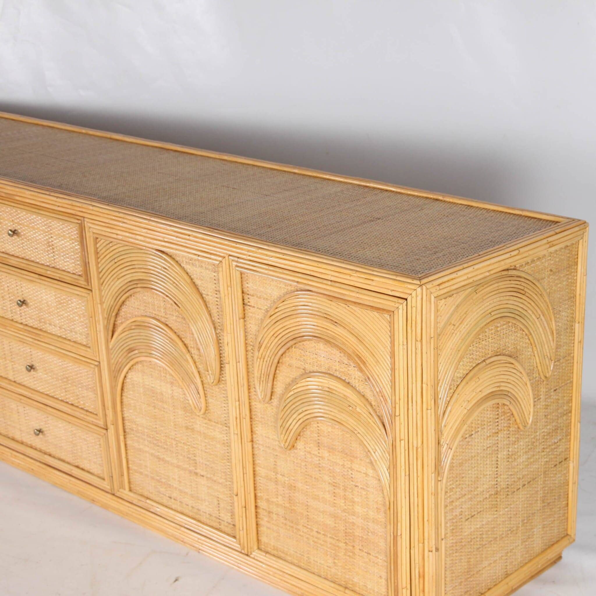 Enfilade « palmiers » en rotin et raphia