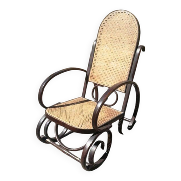 Fauteuil à bascule vintage style Thonet en cannage et bois courbé