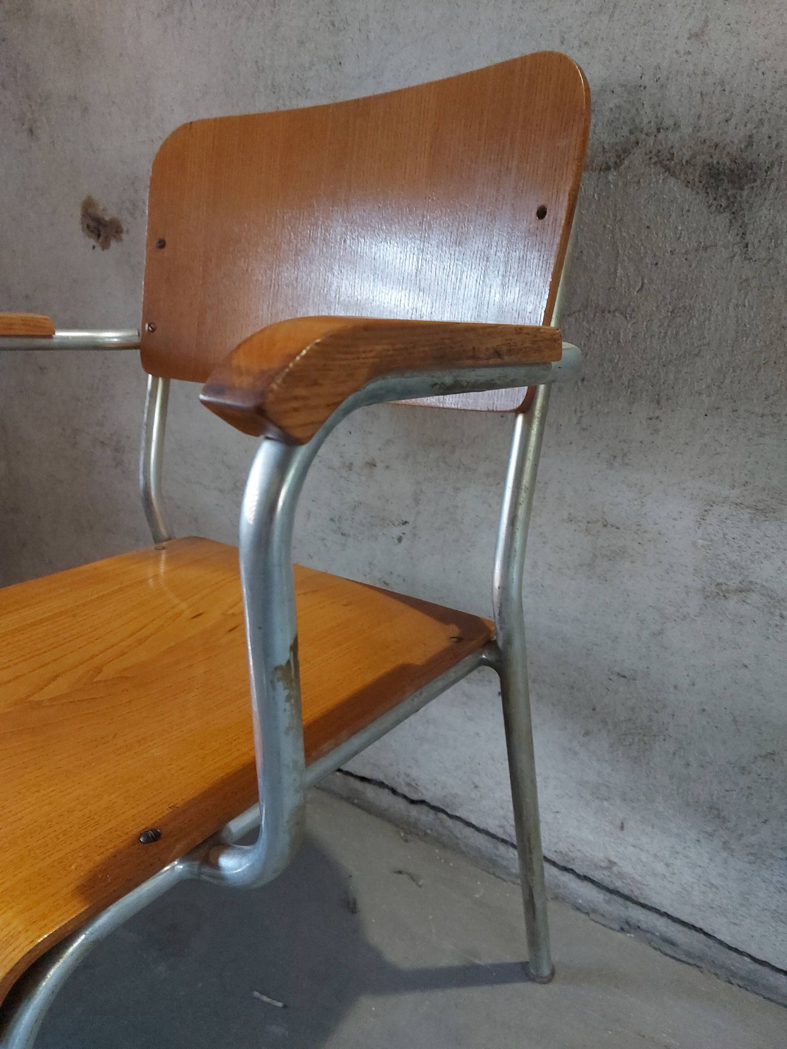 Fauteuil en bois et aluminium par Alpos, années 1970