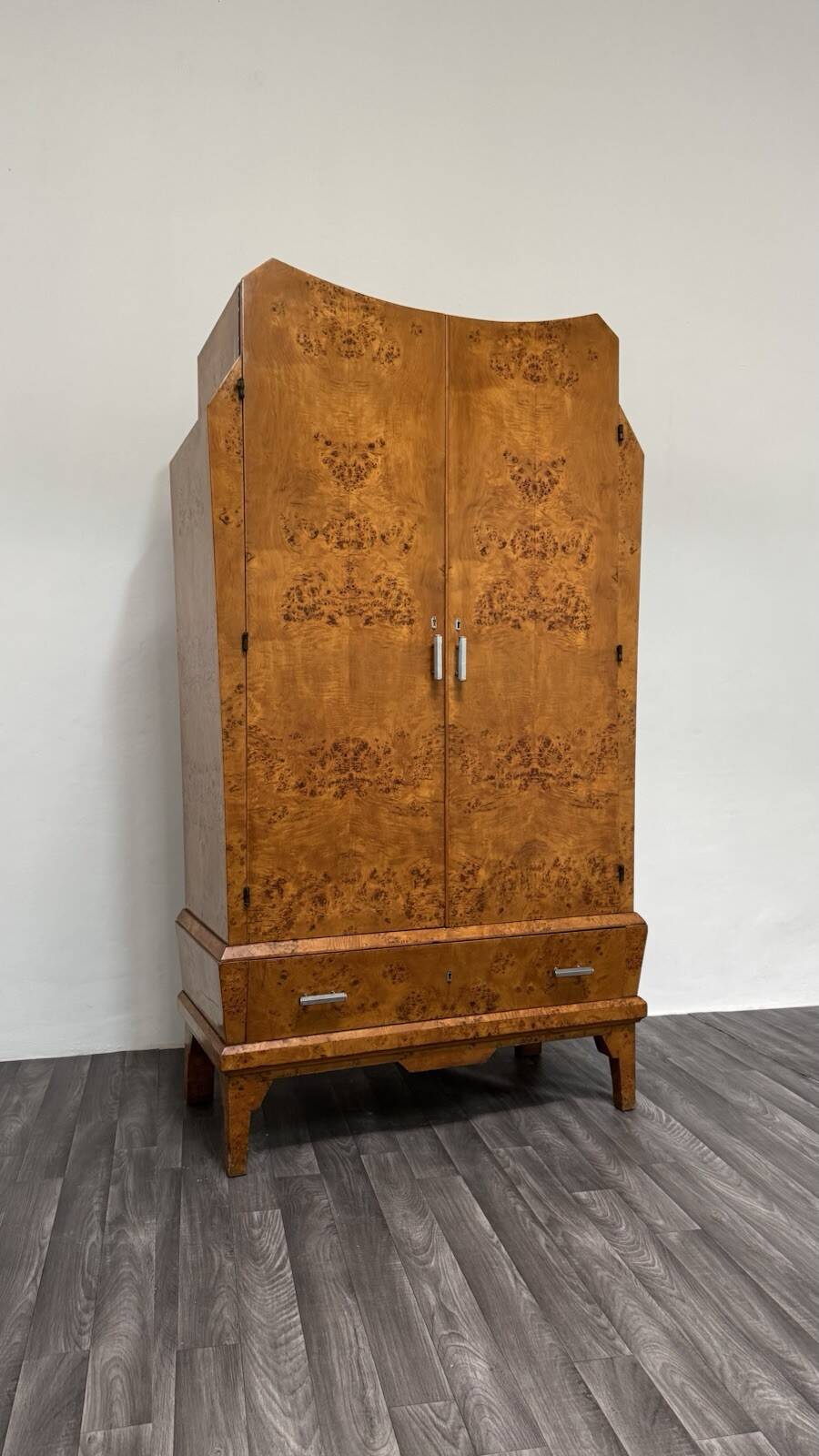 Cubist Art Deco wardrobe in burl 1940s modernist design