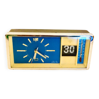 Vintage Shanghai table clock alarm clock from the 70s.