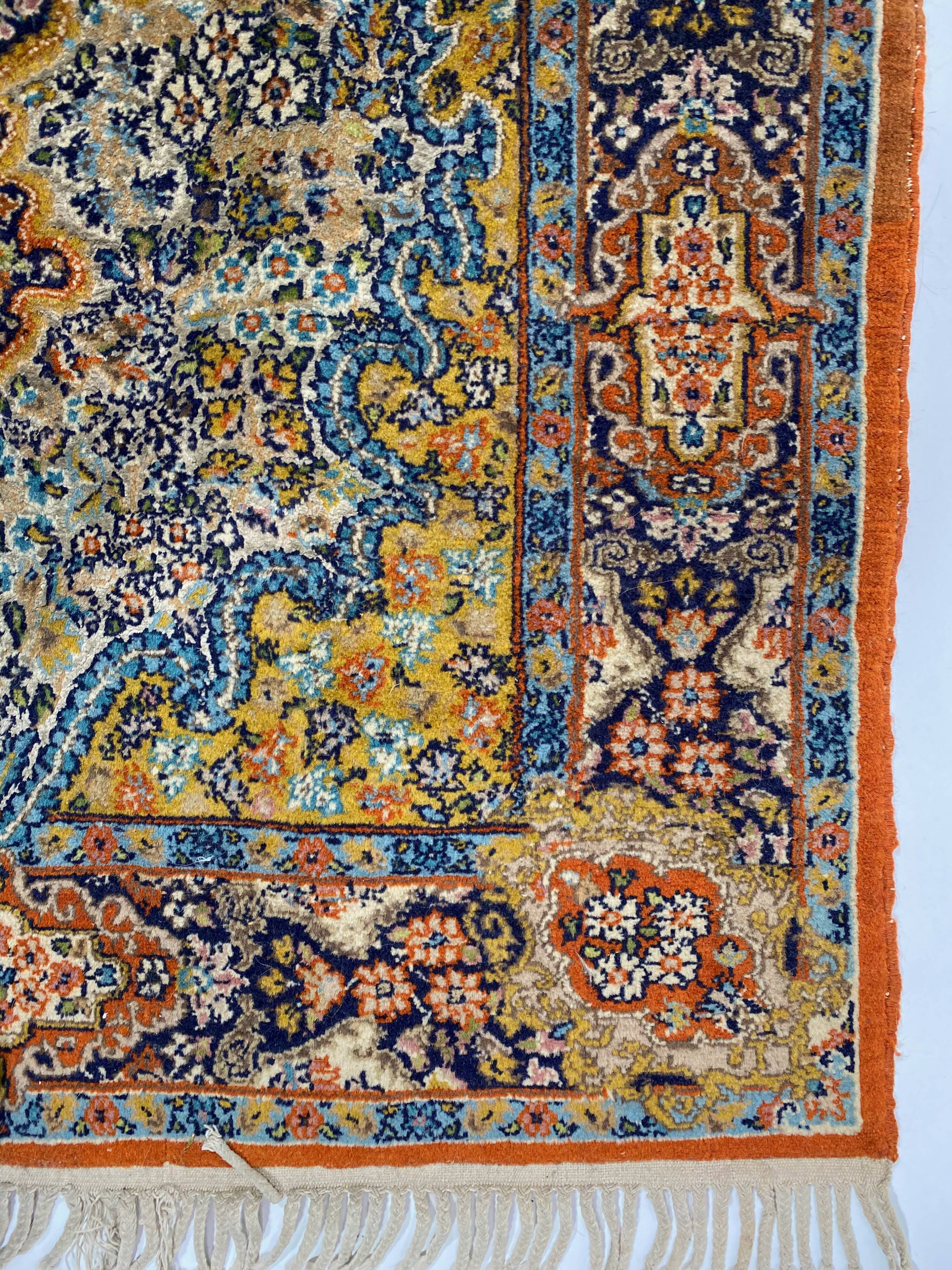 Handmade oriental wool rug 122cmx77cm