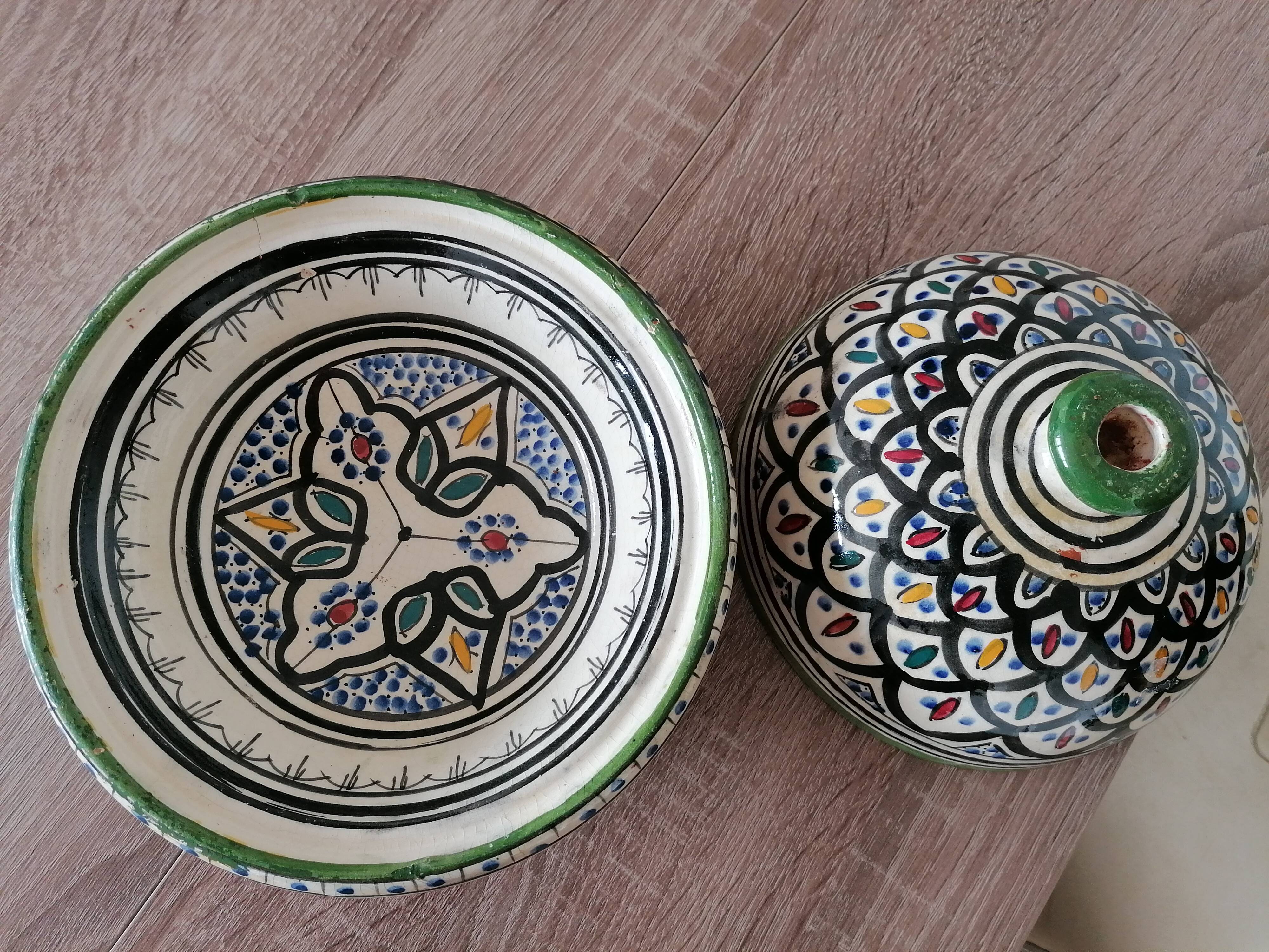 Plate with bell