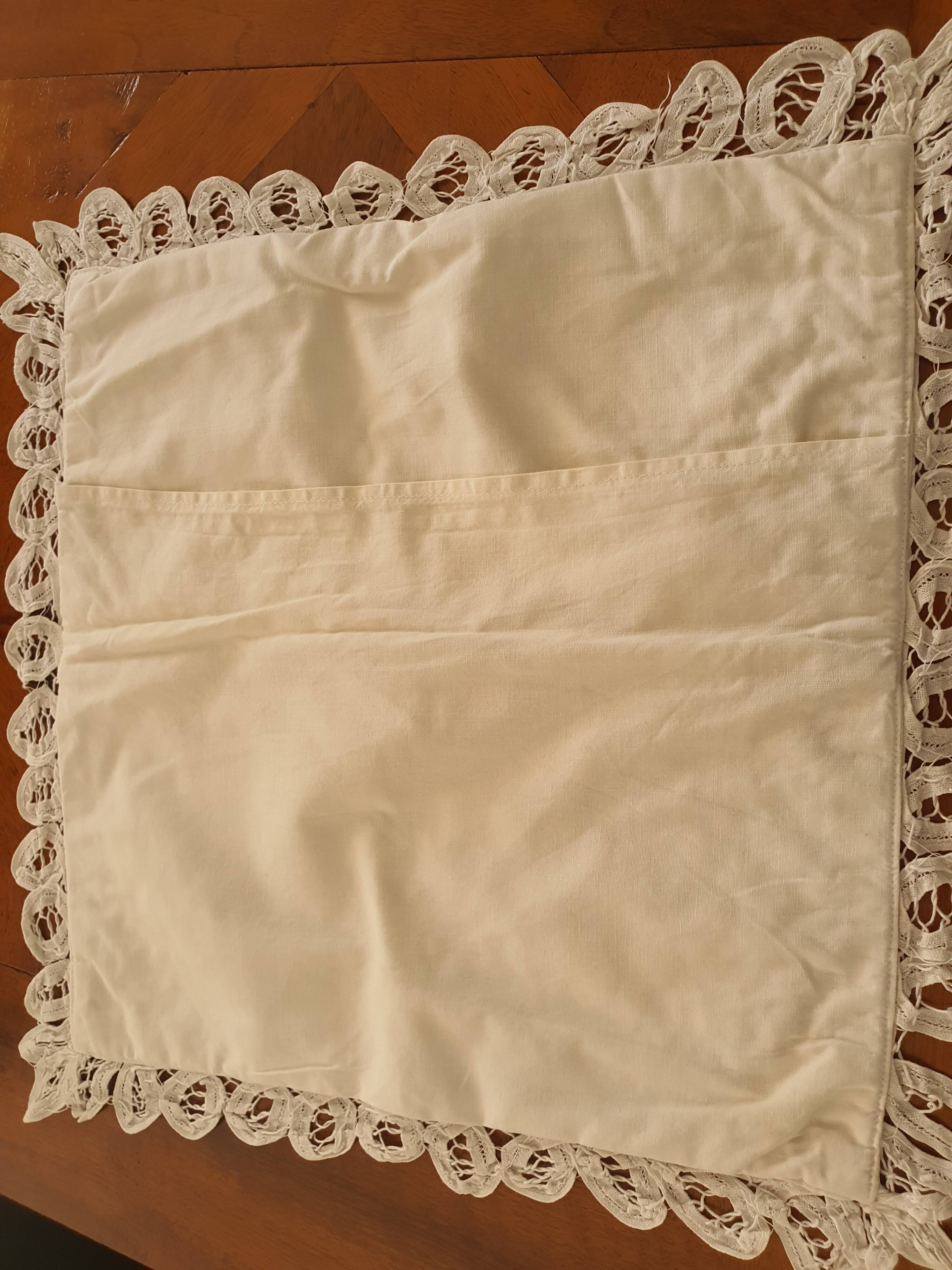 Lace cushion cover