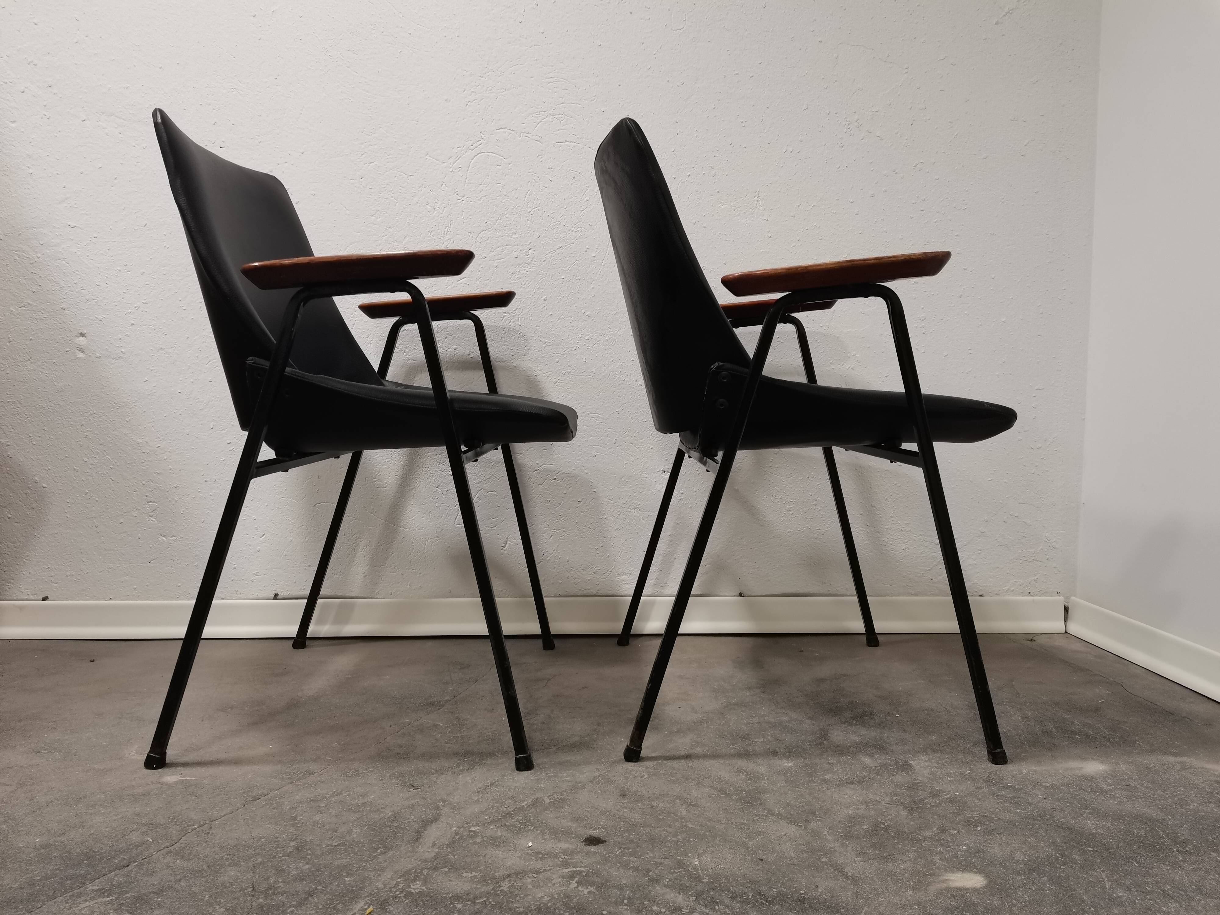 Armchair Lupina 1970s pair