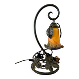 Lampe à poser Art deco en fer forgé et pâte de verre