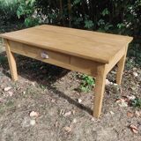 Table basse ancienne avec tiroir