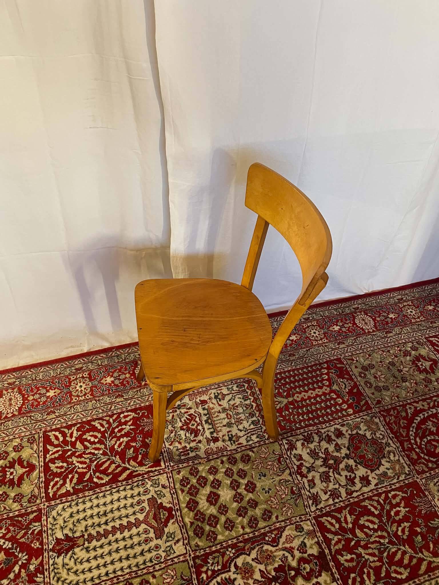Set of 4 vintage wooden bistro chairs – Baumann style