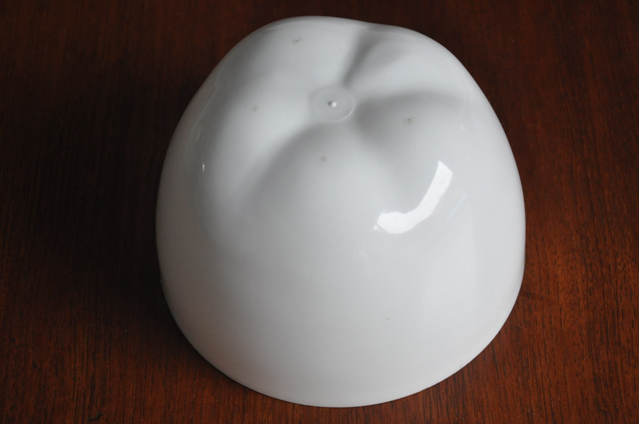 White vintage Apple ice