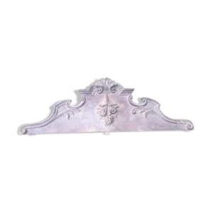 fronton d'armoire en