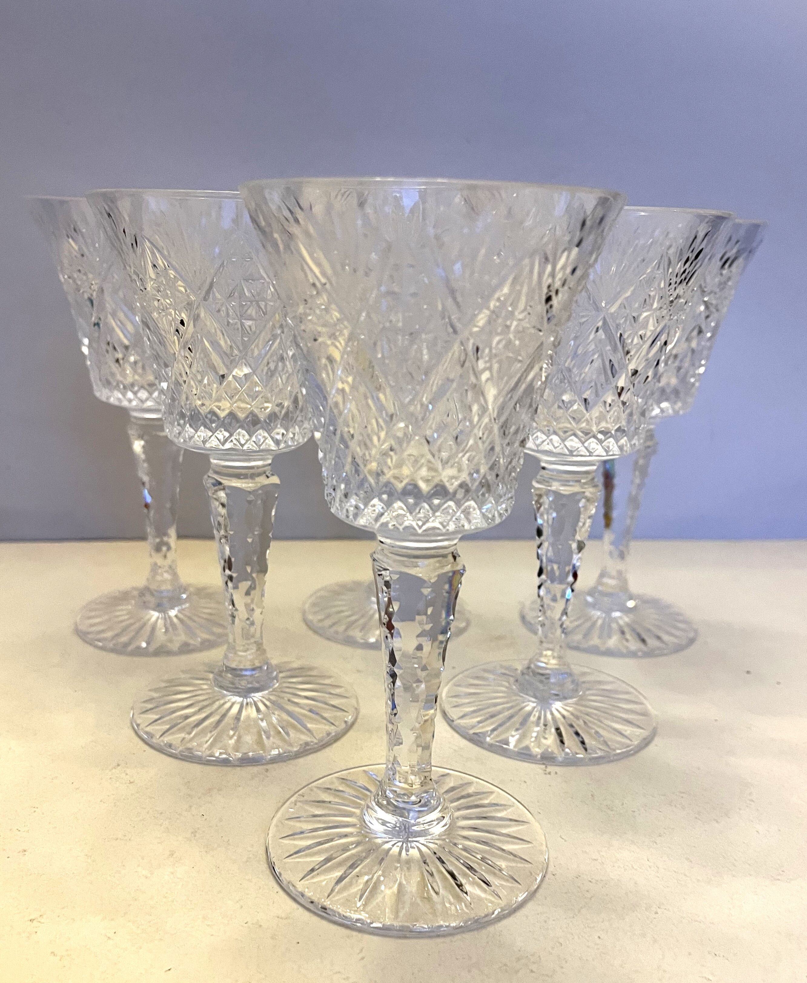 6 verres à eau en cristal taillé