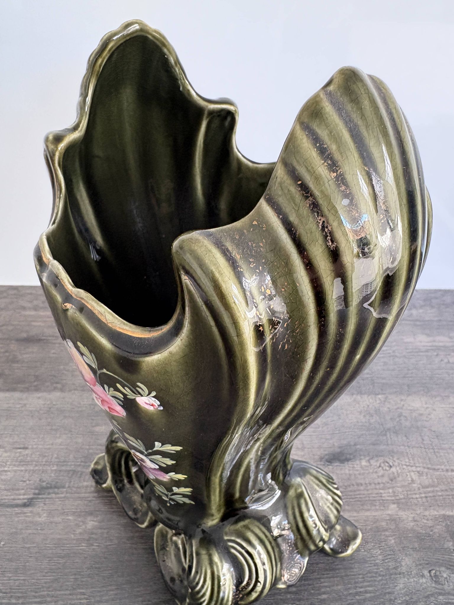 Vase ancien en céramique émaillée