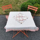 Nappe à thé ancienne avec serviettes