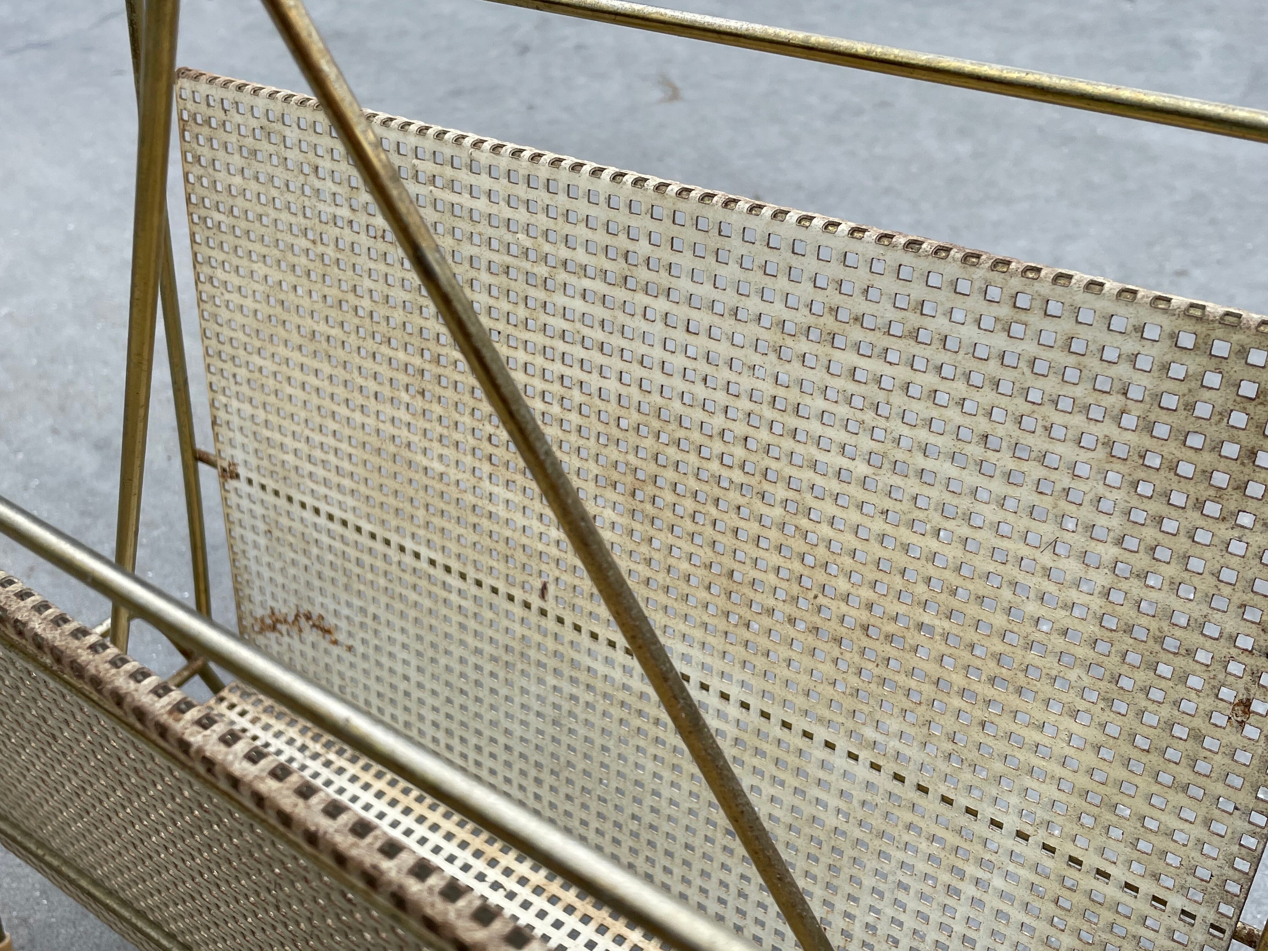 Vintage magazine rack 60s brass design