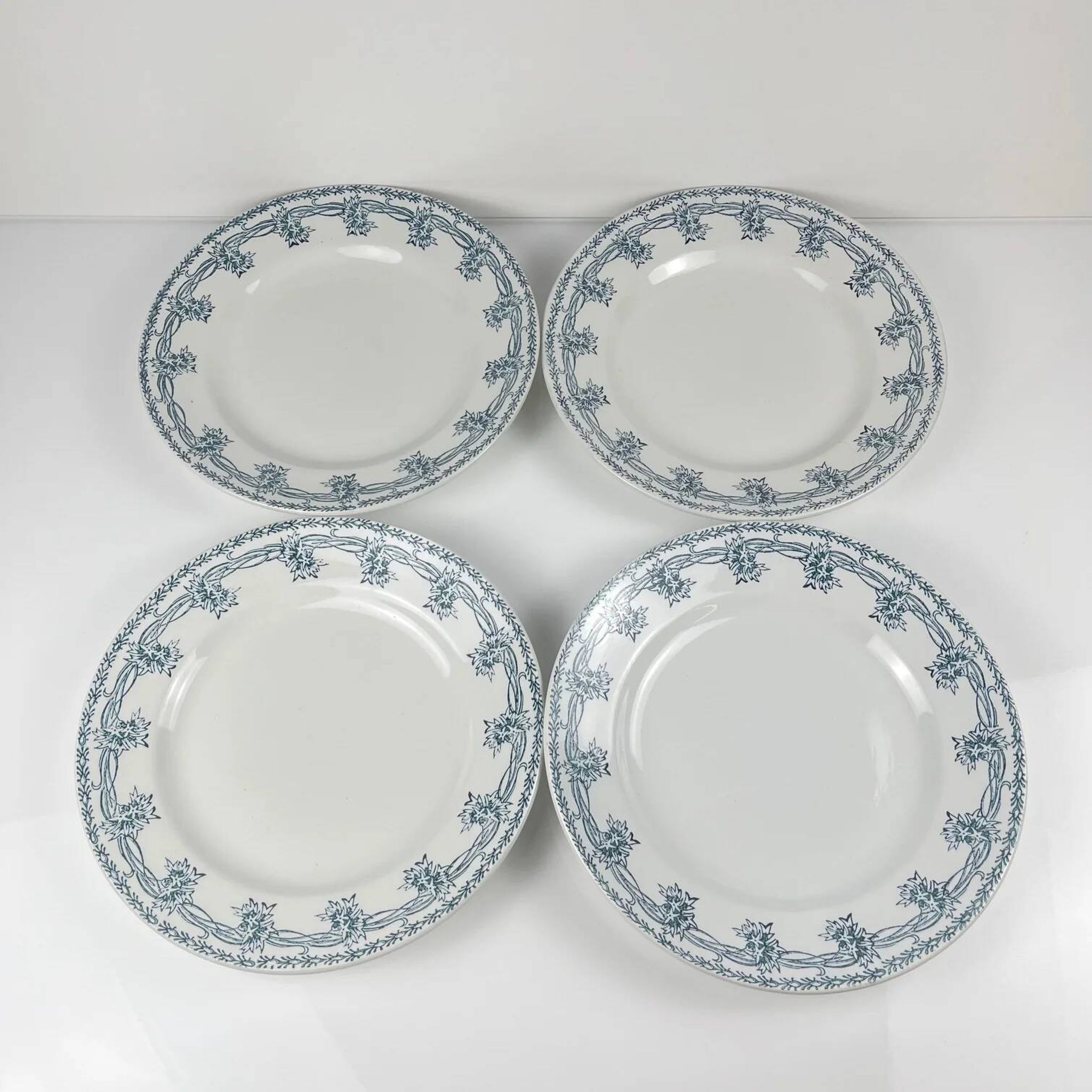 Set de 4 assiettes plates St Amand, vers 1930