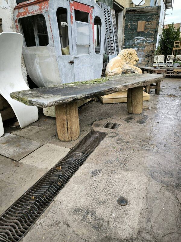 Grande table brutaliste en ardoise