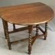 Table pliante en chêne des années 1900