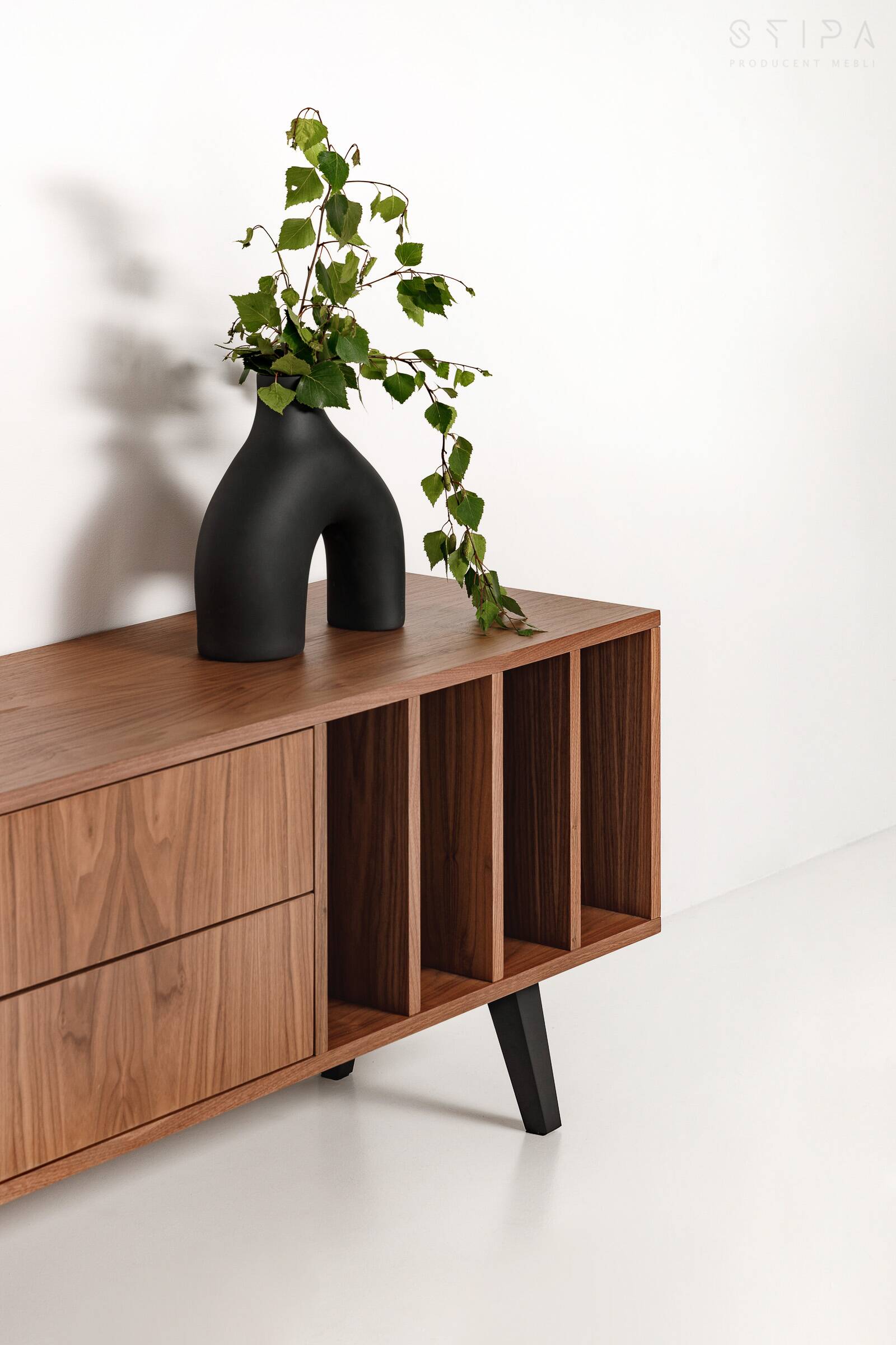 Vinyl Record Storage Cabinet Walnut "Nolana"