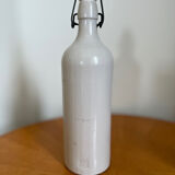 Bouteille en grès MKM blanc gris vintage