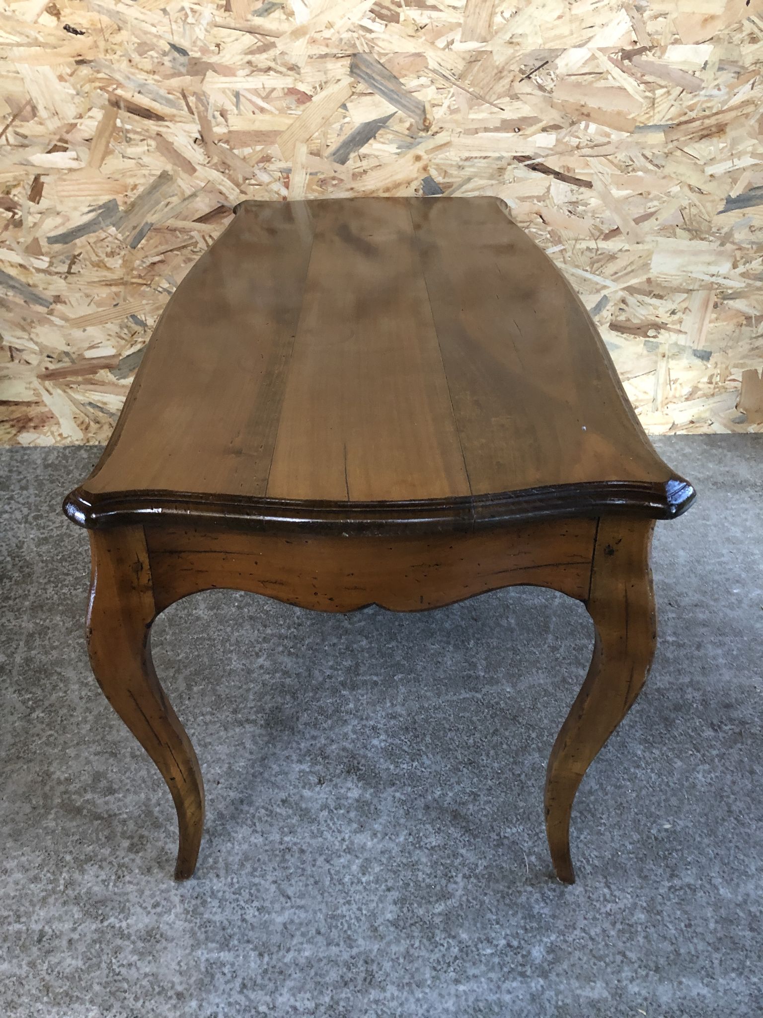 Old Coffee Table Style Louis XV Wood Chevillé Legs Curved Vintage