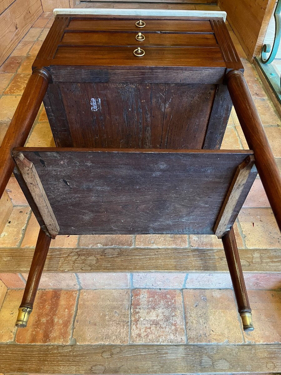 Mahogany chiffonnier table from the Louis XVI period.