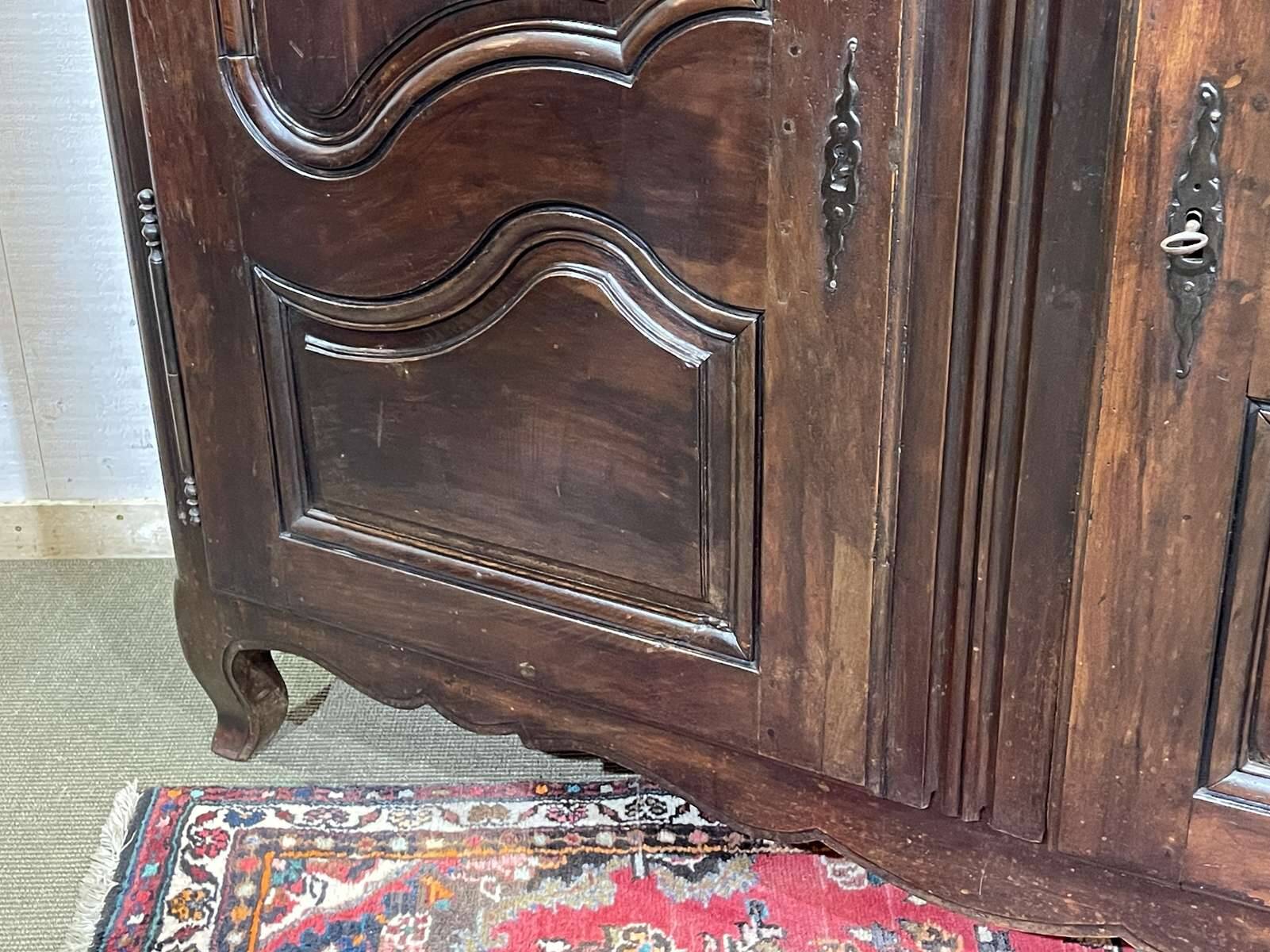Louis XV style low cabinet in walnut, 19th century