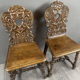 Paire de chaises en bois sculpté, fin XIXe siècle