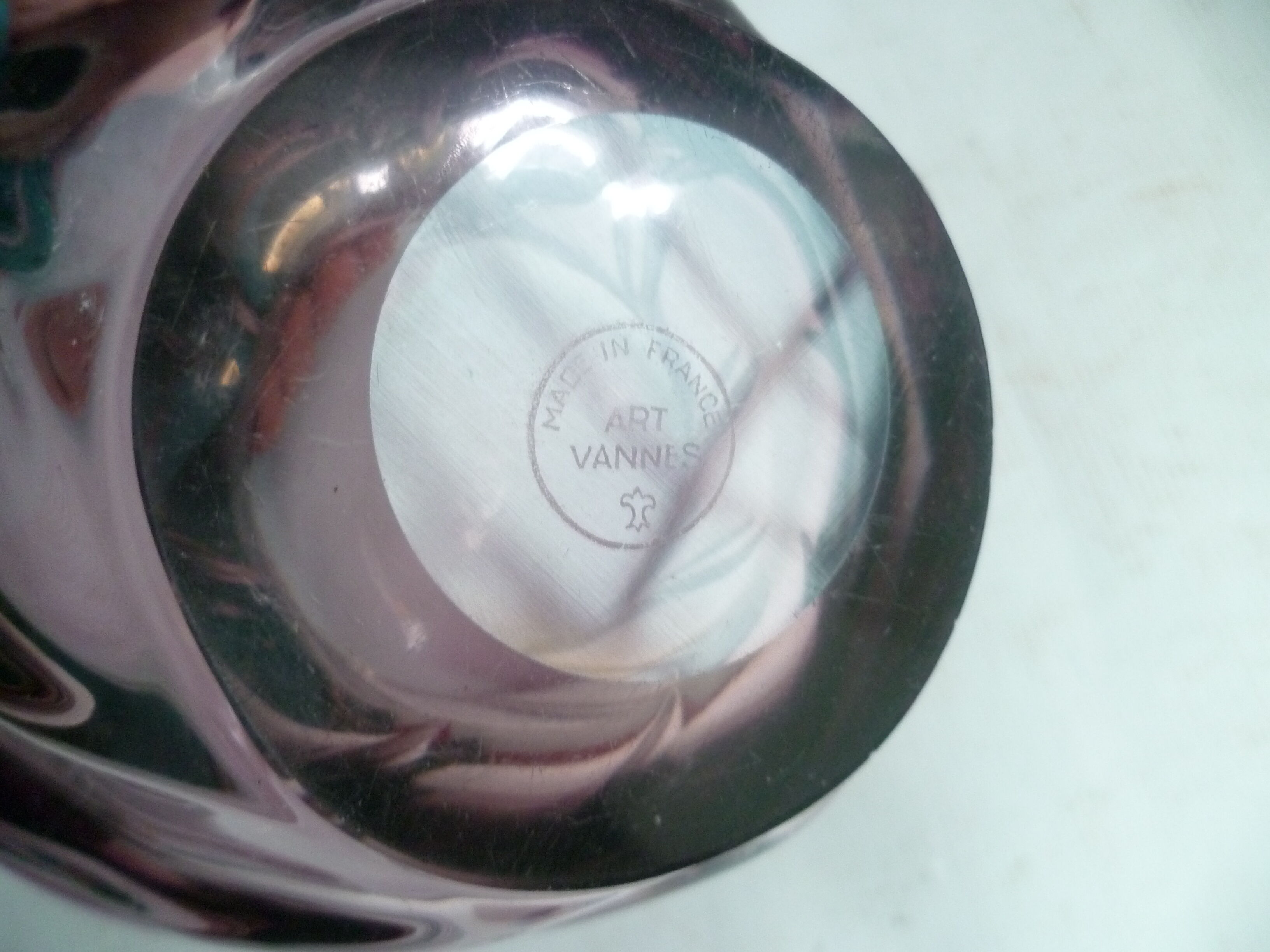 Glass paste vase sign art valves france