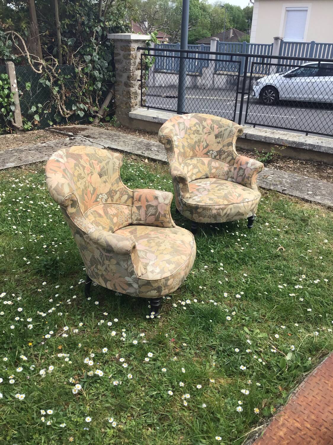 2 19th century toad armchairs