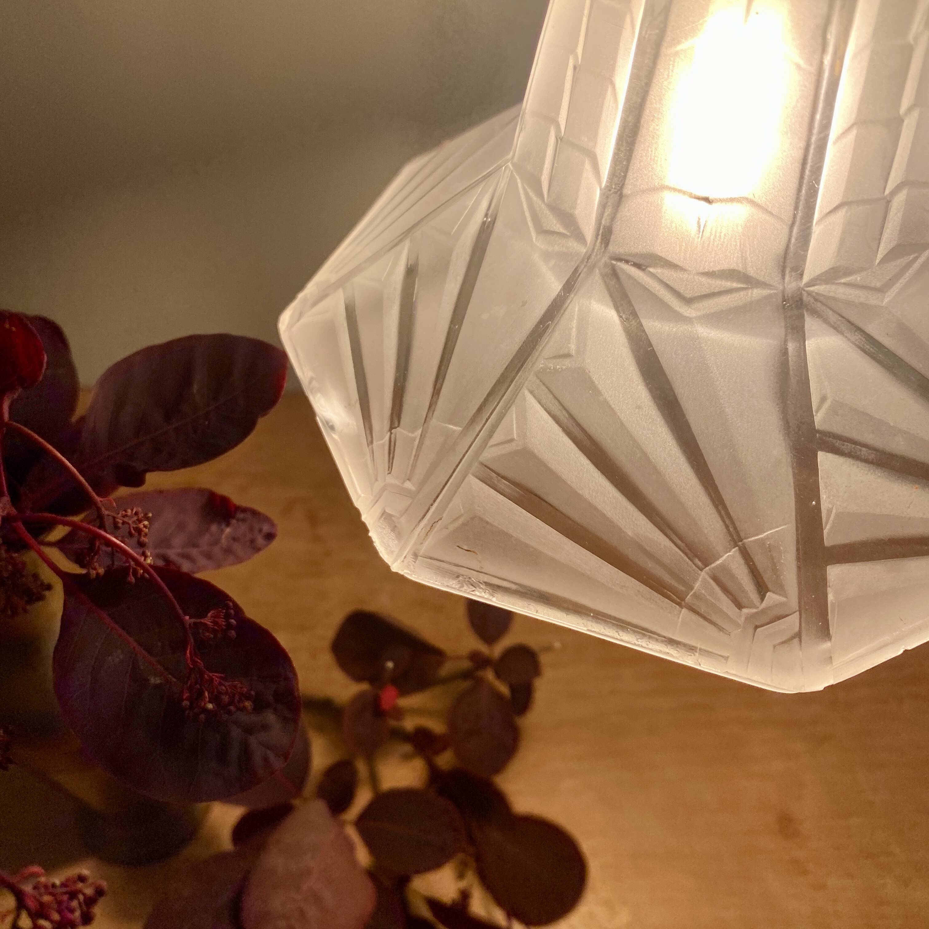 Vintage art deco frosted glass tulip pendant light