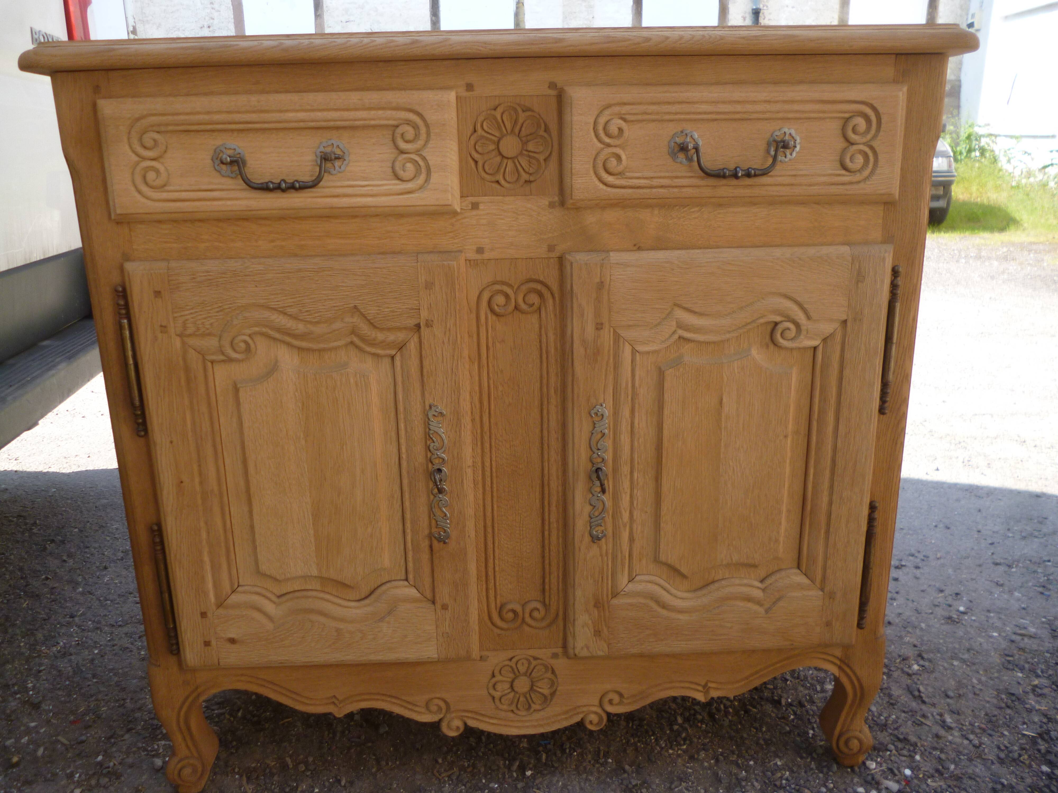 Bahut Louis XV stripped