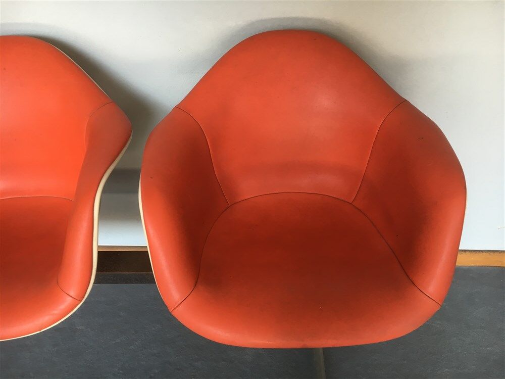 Bench by Charles and Ray Eames for Herman Milller 1960