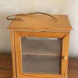 Pantry for cheeses