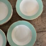 Set of hollow plates